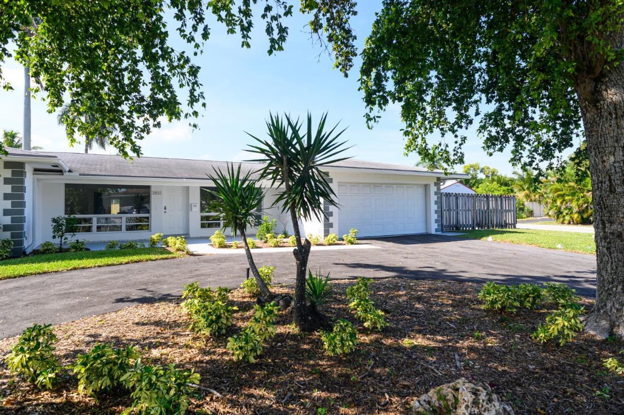 Luxury Casa 4 Bedrooms With Pool & Game Room 15 Mins To Ocean Fort Lauderdale Eksteriør bilde